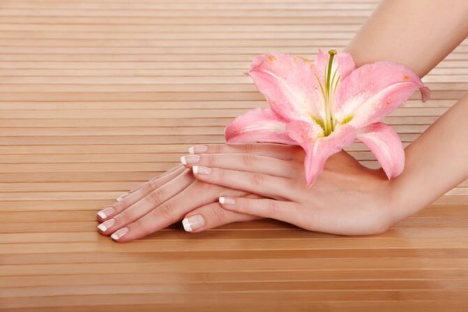 Beautiful woman's hands
